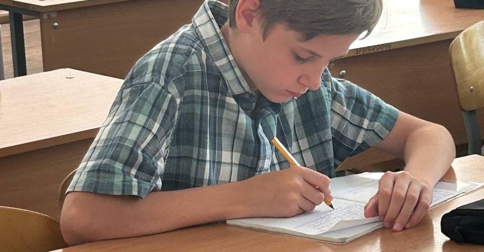 Вторая волна вступительных испытаний в 7–11 классы ЛНМО